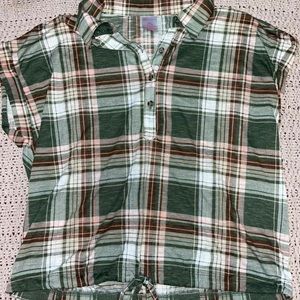 Women’s Button Up Shirts